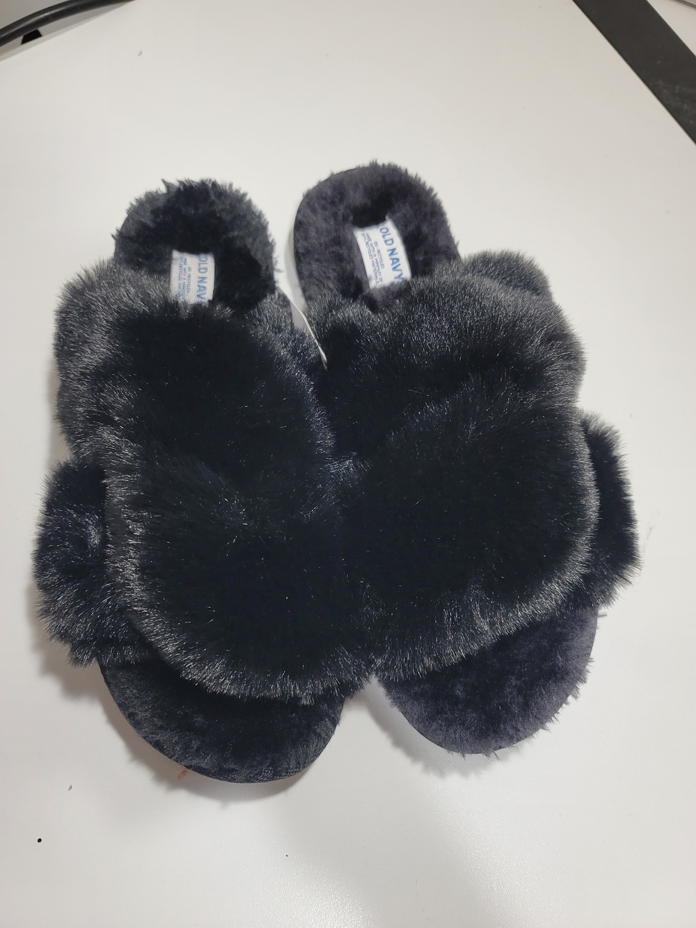 Old Navy Black Faux Fur Slide Slippers